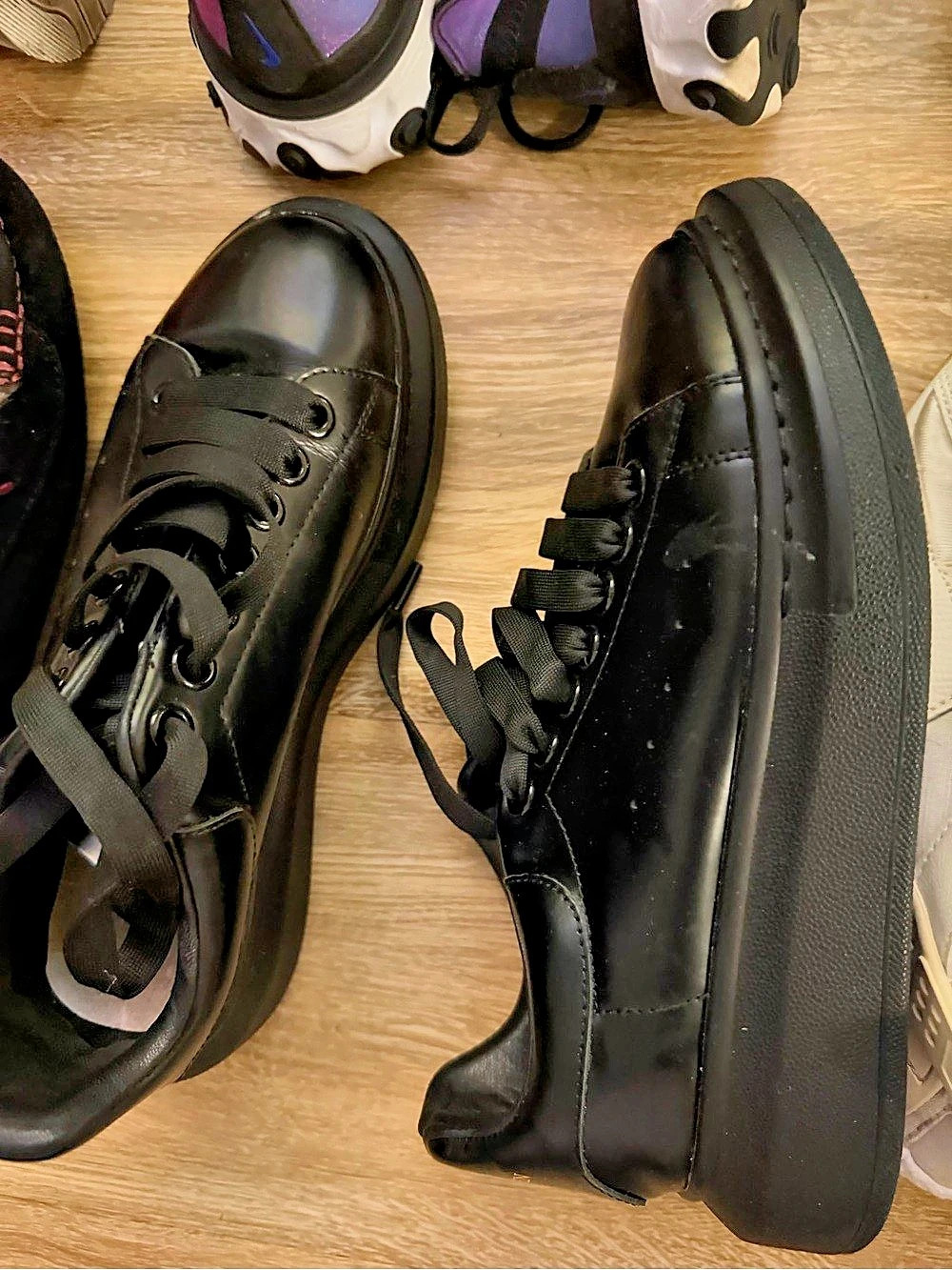 Black Sneakers